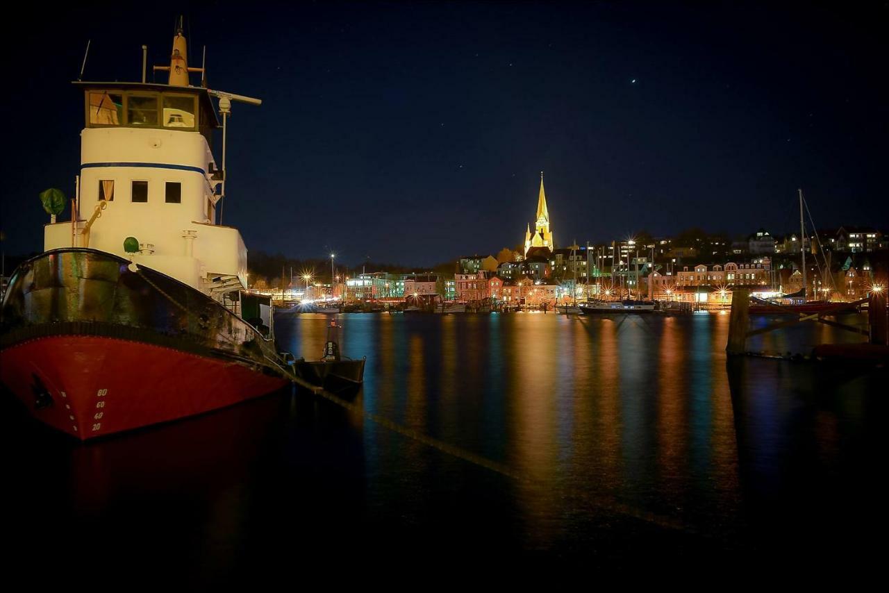 Ferienwohnung Fischersfru เฟลนส์บวร์ก ภายนอก รูปภาพ